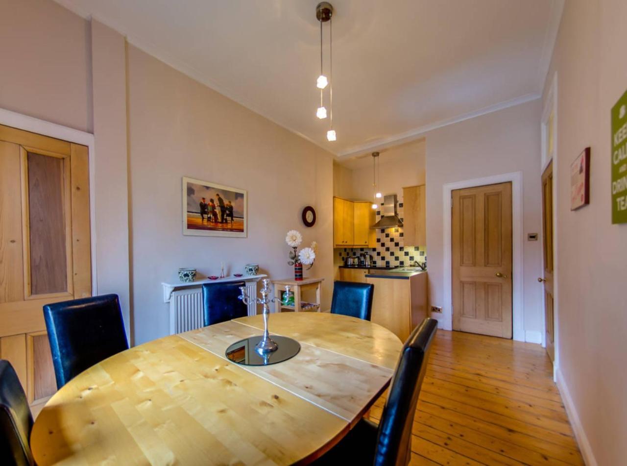 Joivy Spacious Apartment Next To The Meadows Edimburgo Exterior foto